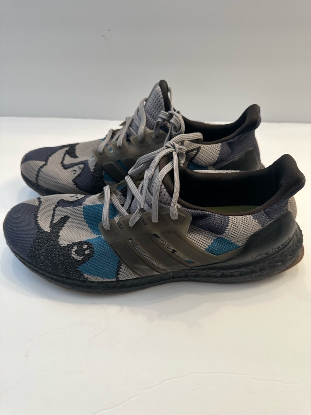 adidas Ultraboost Shmoo Ghost size 12